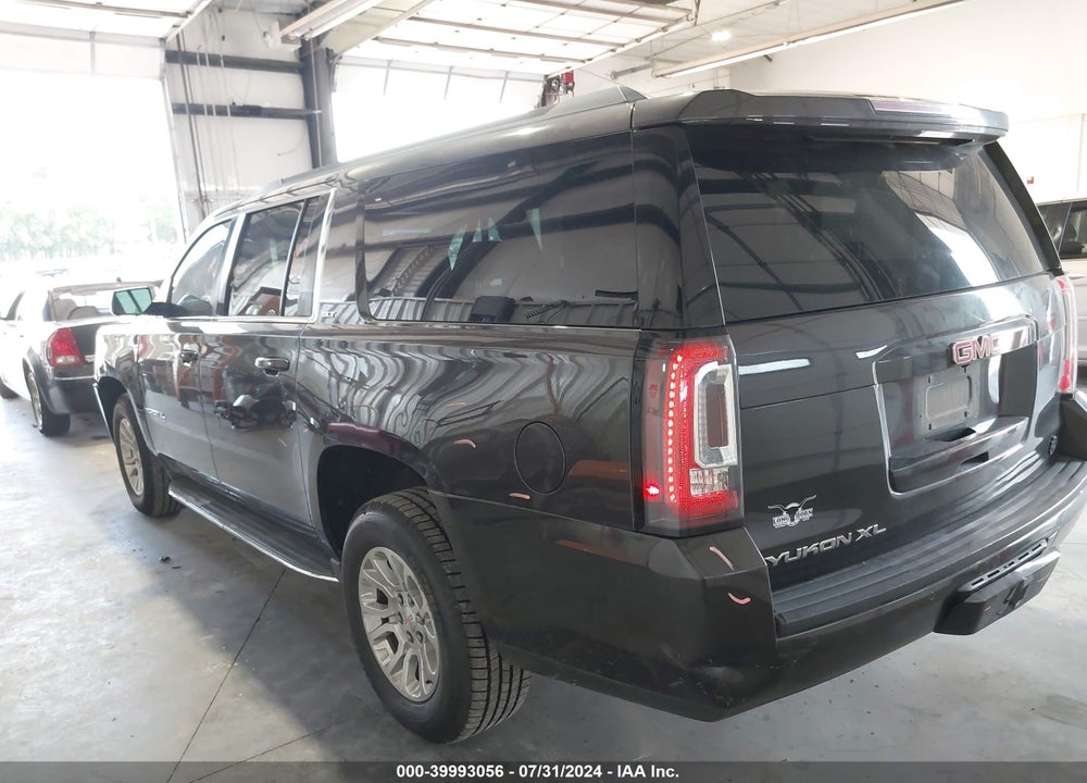 2015 GMC YUKON XL 1500 SLT VIN: 1GKS2HKC5FR141678