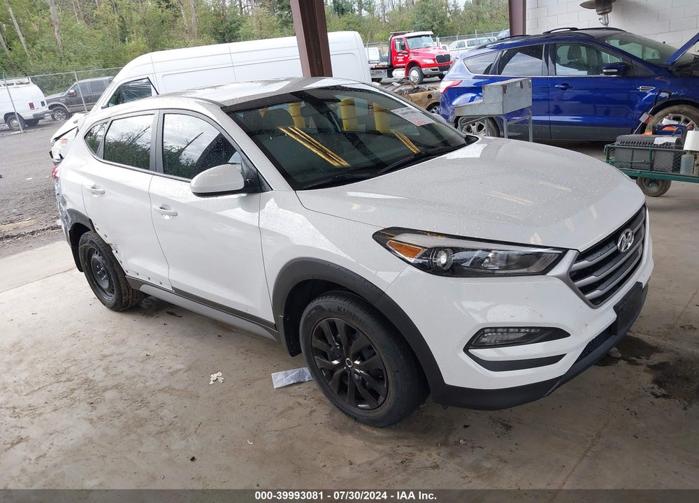 2017 HYUNDAI TUCSON VIN: KM8J23A40HU560411