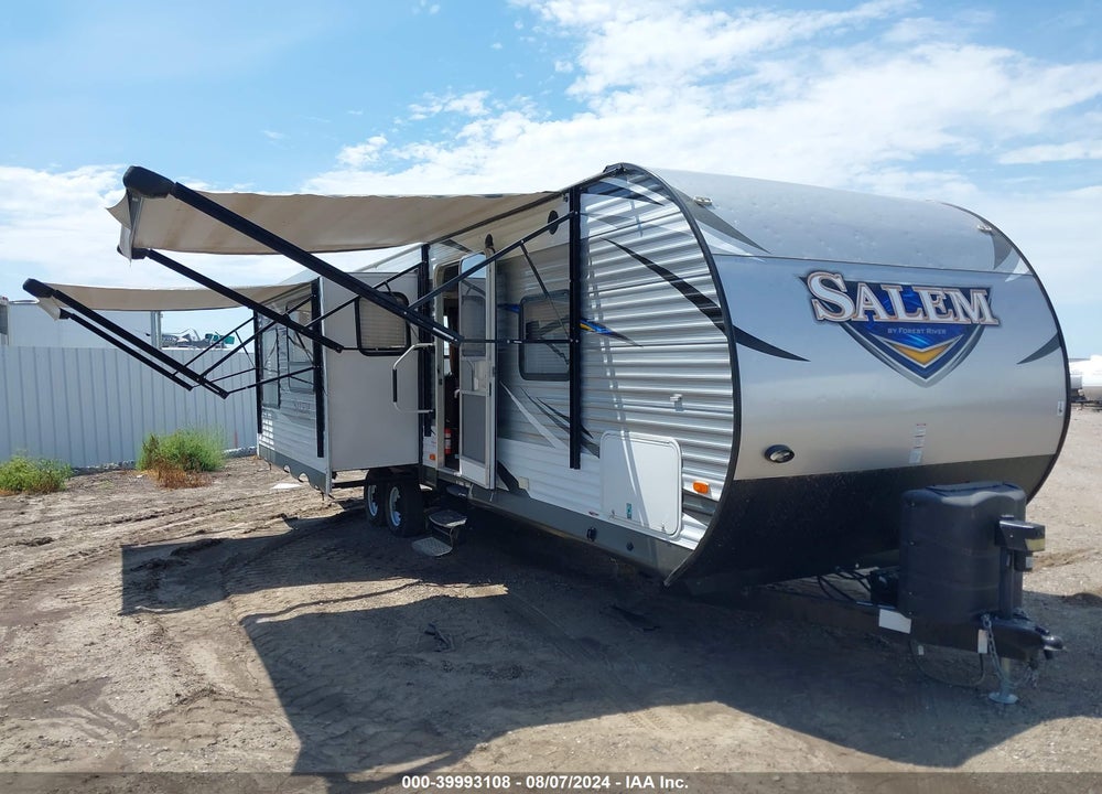 2017 FOREST RIVER SALEM 27 REIS VIN: 4X4TSMC2XH8062069