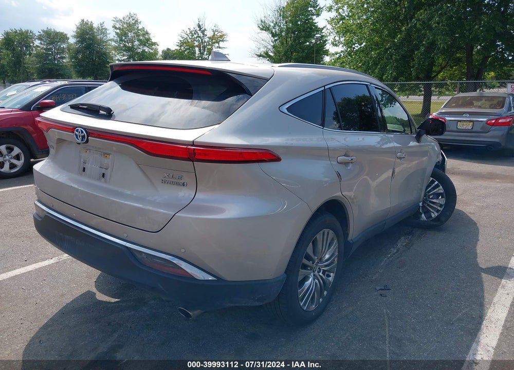 2021 TOYOTA VENZA XLE VIN: JTEAAAAH9MJ012929