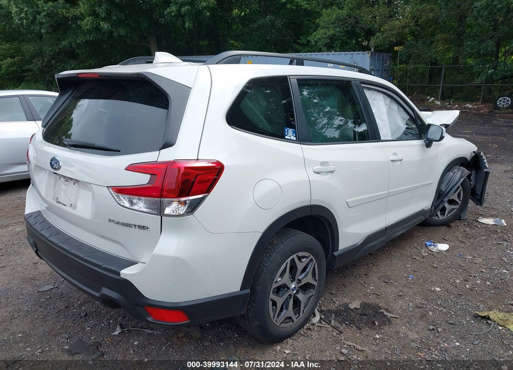 2021 SUBARU FORESTER PREMIUM VIN: JF2SKAJC2MH459766