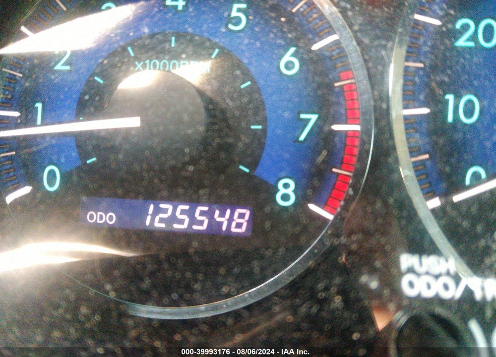 2008 TOYOTA SIENNA LE VIN: 5TDZK23C58S180572