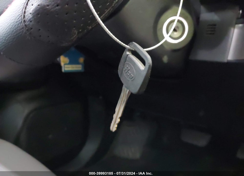 2018 TOYOTA TACOMA SR VIN: 5TFAX5GN3JX129115