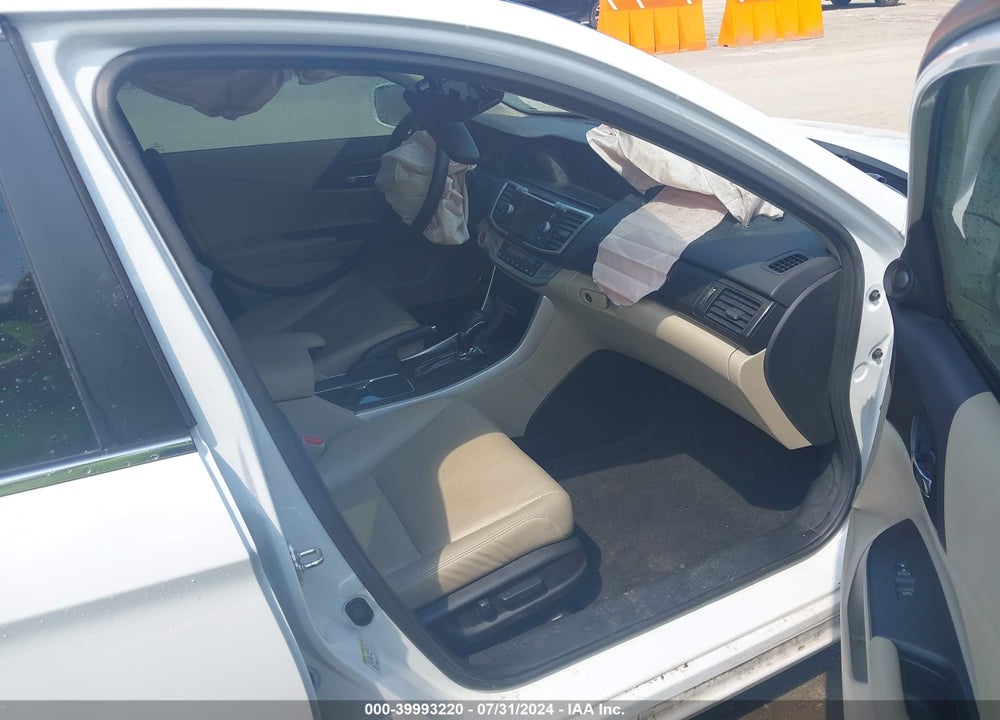 2015 HONDA ACCORD EX-L VIN: 1HGCR2F89FA111355