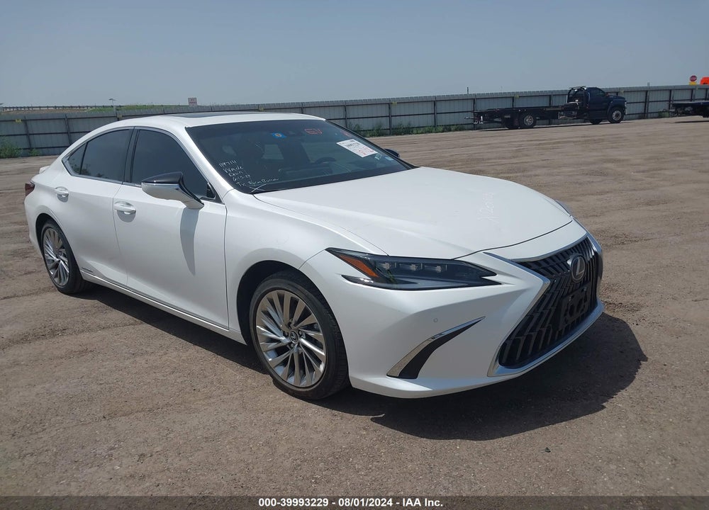 2022 LEXUS ES 300H ULTRA LUXURY VIN: 58AFA1C18NU017148