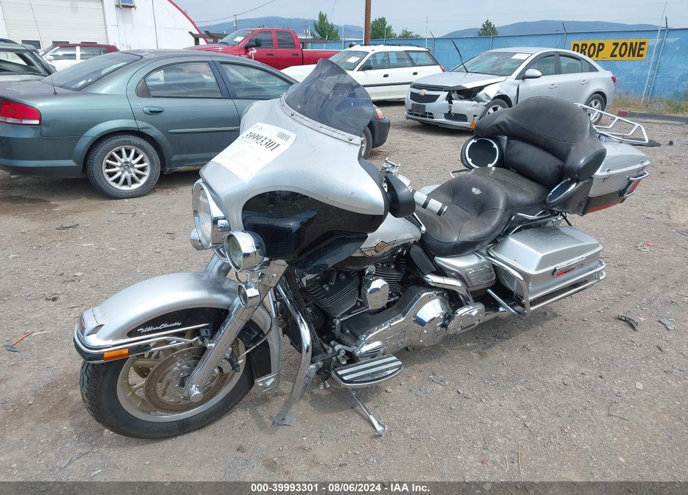 2003 HARLEY-DAVIDSON FLHTCUI ANNIVERSARY VIN: 1HD1FCW463Y633542