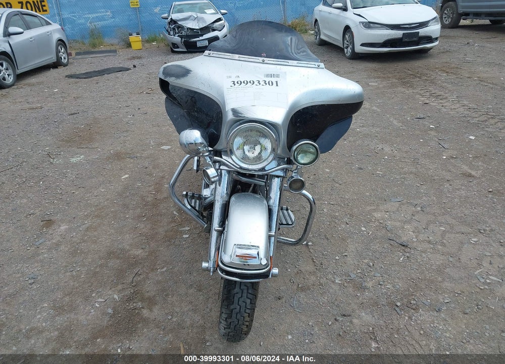 2003 HARLEY-DAVIDSON FLHTCUI ANNIVERSARY VIN: 1HD1FCW463Y633542