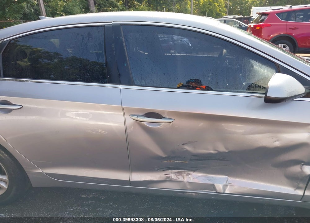 2016 HYUNDAI SONATA SE VIN: 5NPE24AFXGH308798