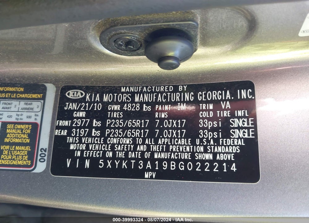 2011 KIA SORENTO LX VIN: 5XYKT3A19BG022214