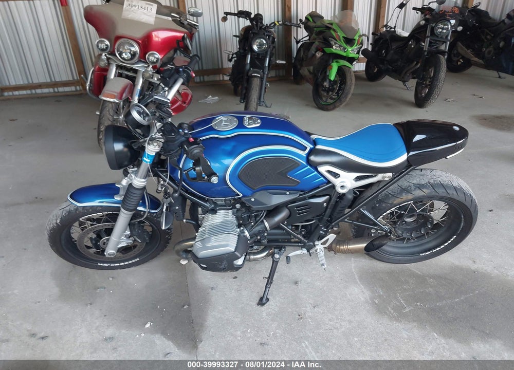 2020 BMW R NINE T PURE VIN: WB10J1303LZ732120