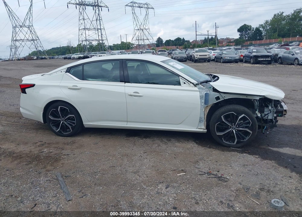 2023 NISSAN ALTIMA SR FWD VIN: 1N4BL4CV0PN324700