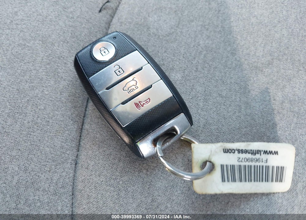 2016 KIA SOUL EV VIN: KNDJP3AE4G7011399