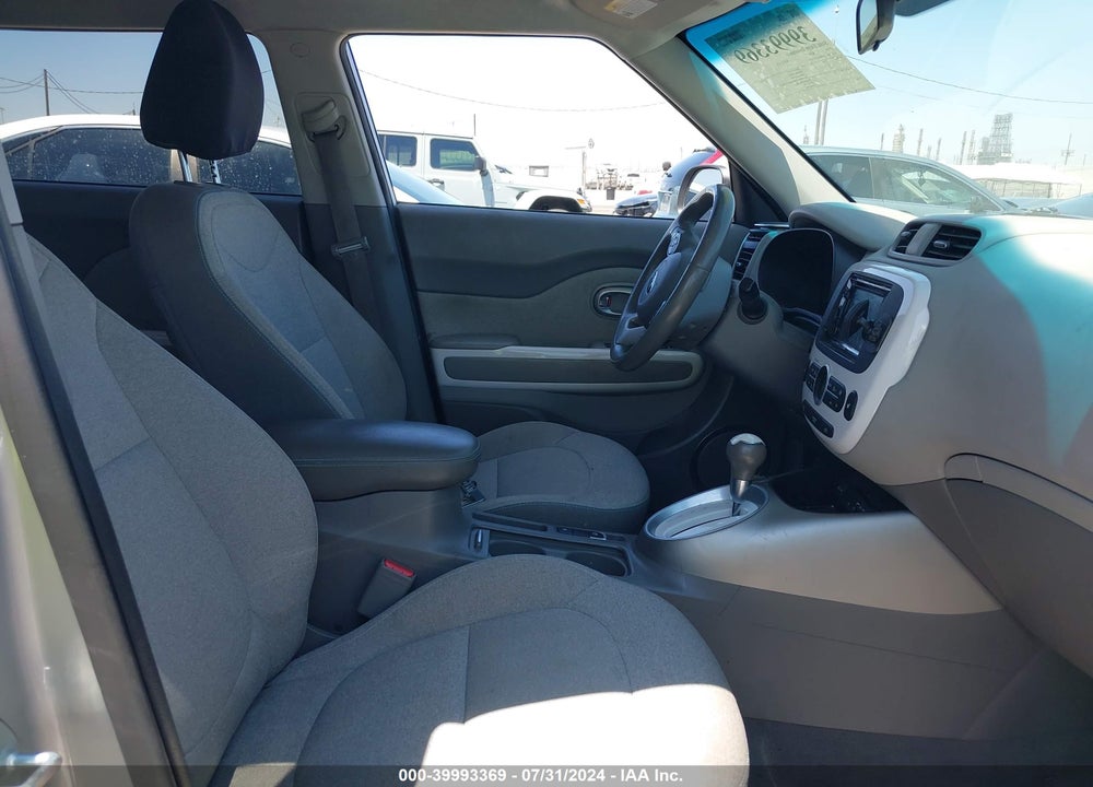 2016 KIA SOUL EV VIN: KNDJP3AE4G7011399