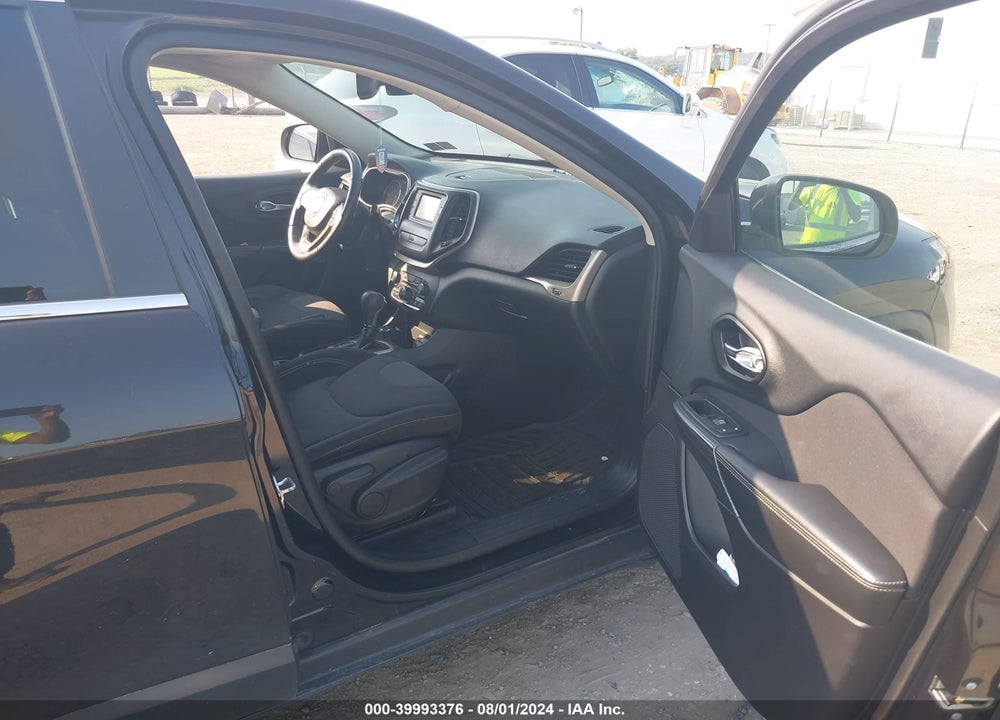 2016 JEEP CHEROKEE LATITUDE VIN: 1C4PJMCB7GW202843