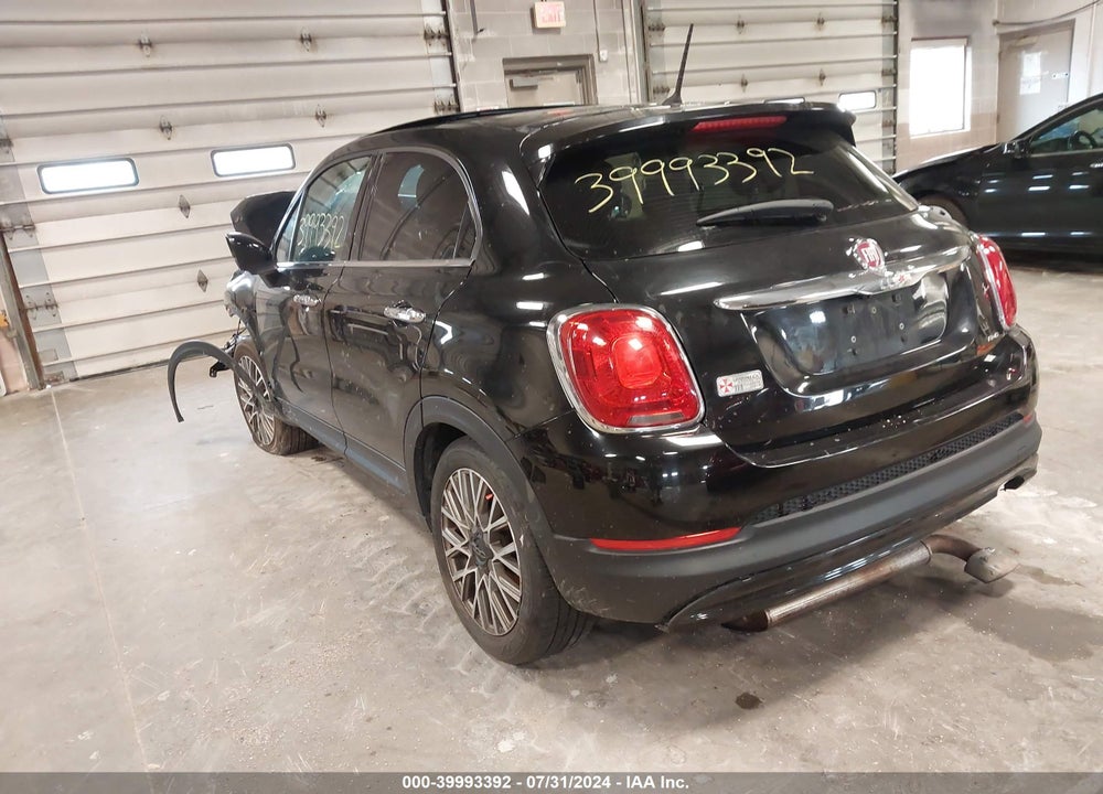 2017 FIAT 500X LOUNGE AWD VIN: ZFBCFYDB5HP561578