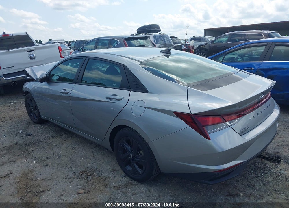 2022 HYUNDAI ELANTRA SEL VIN: 5NPLS4AG1NH081062