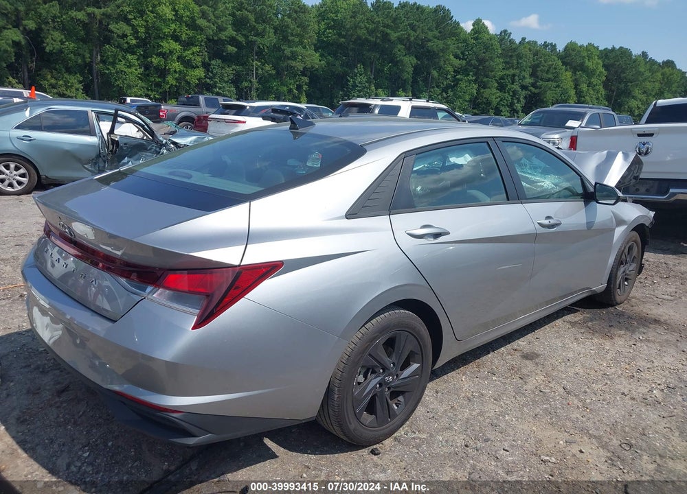 2022 HYUNDAI ELANTRA SEL VIN: 5NPLS4AG1NH081062