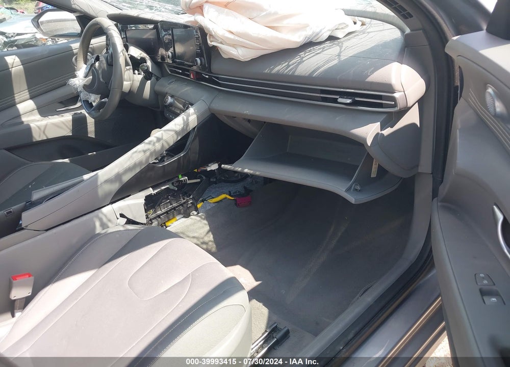 2022 HYUNDAI ELANTRA SEL VIN: 5NPLS4AG1NH081062