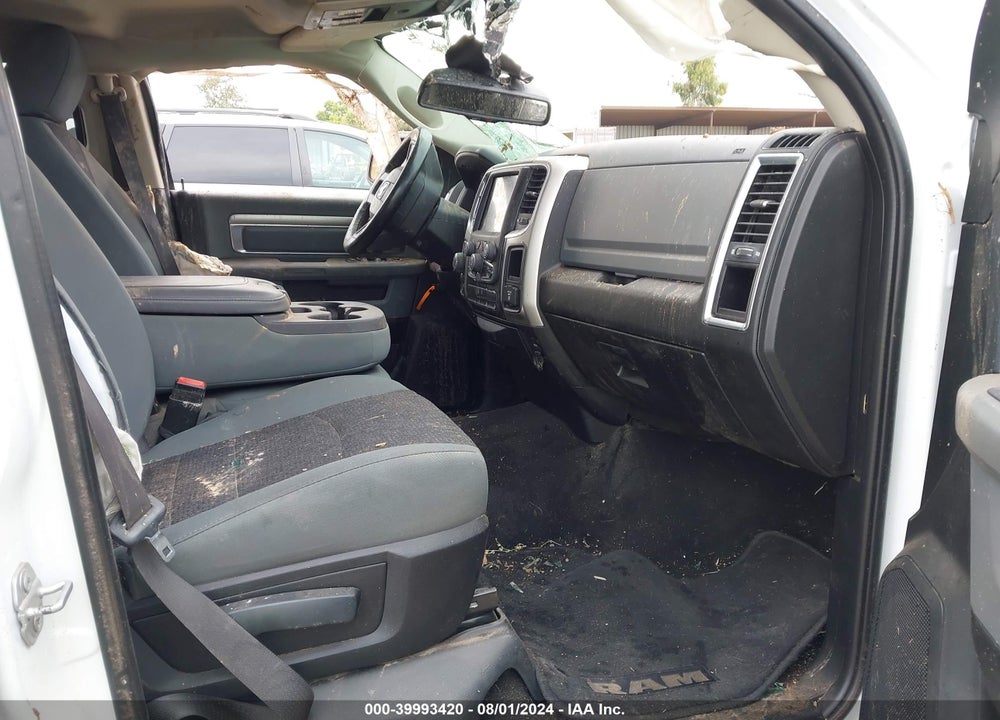 2020 RAM 1500 CLASSIC VIN: 3C6RR7LT5LG152293