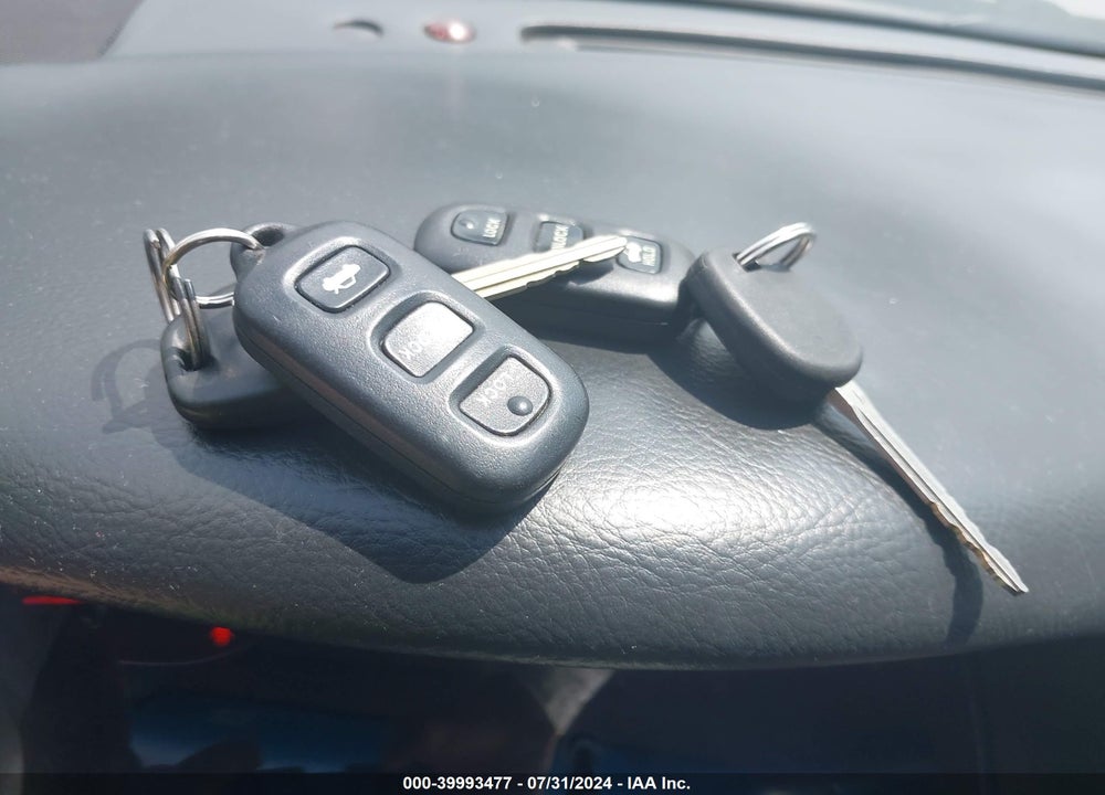 2005 TOYOTA CAMRY SE V6 VIN: 4T1BA32K95U049747