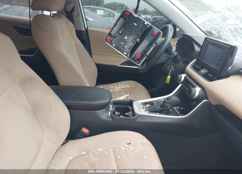 2019 TOYOTA RAV4 LE VIN: JTMF1RFV4KD503640