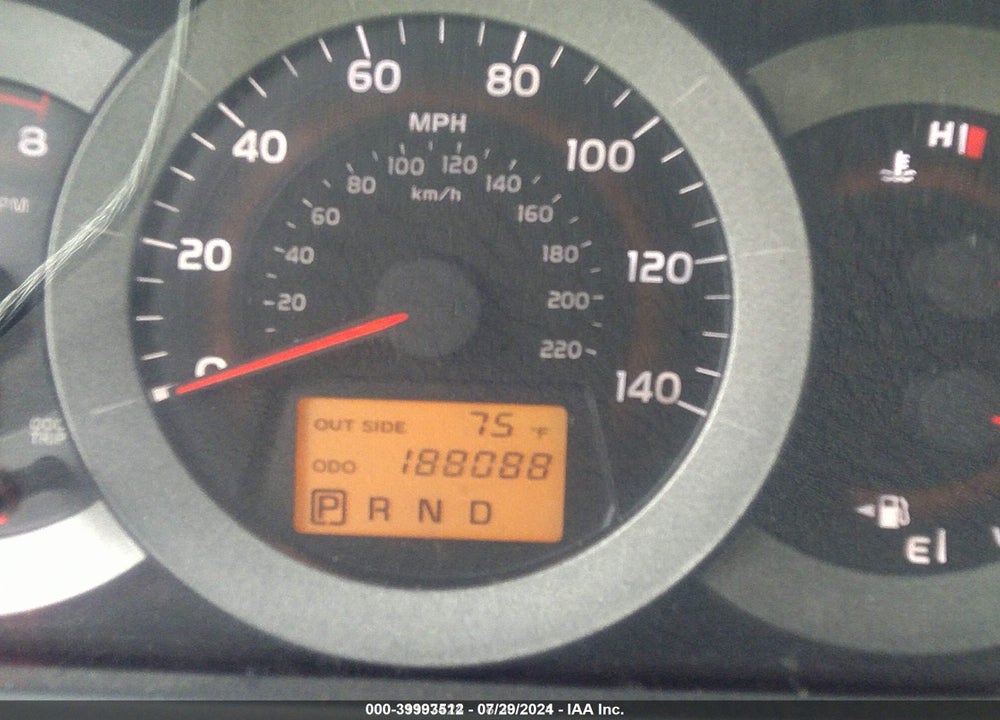 2006 TOYOTA RAV4 VIN: JTMZD33V466015997