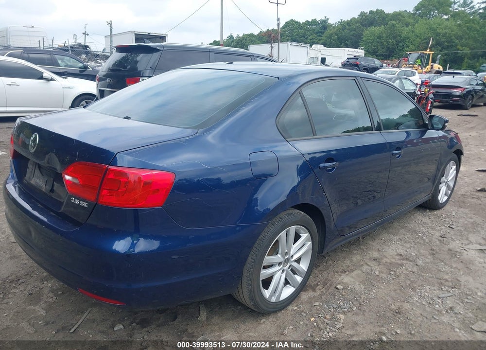 2012 VOLKSWAGEN JETTA VIN: 3VWDP7AJXCM319627
