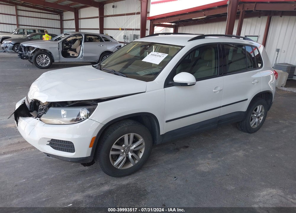 2016 VOLKSWAGEN TIGUAN S VIN: WVGBV7AX0GW543754