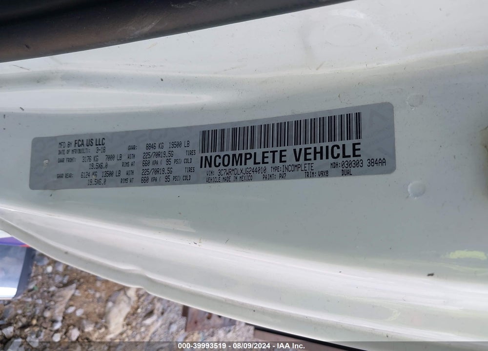 2018 RAM 5500 CHASSIS TRADESMAN/SLT VIN: 3C7WRMDLXJG244010