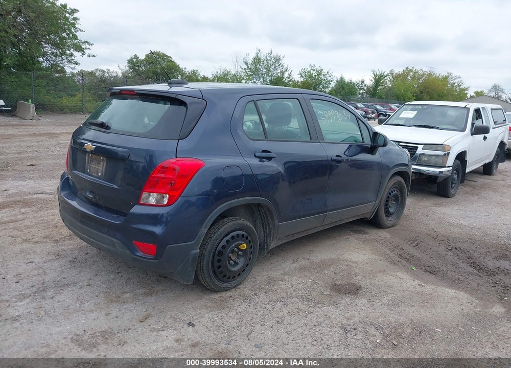 2018 CHEVROLET TRAX LS VIN: 3GNCJKSB5JL315442