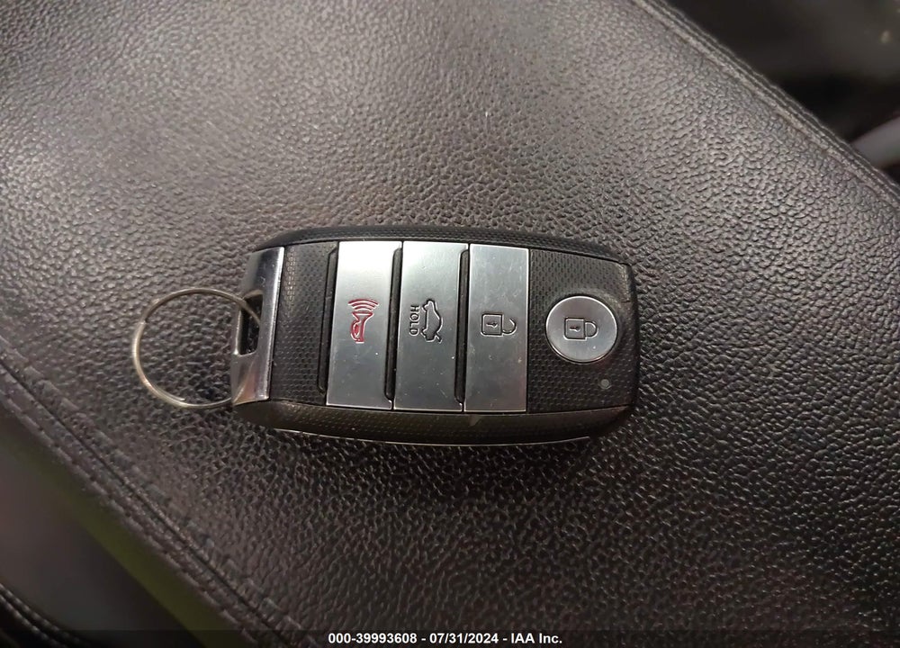 2016 KIA OPTIMA LX TURBO VIN: 5XXGT4L13GG105982