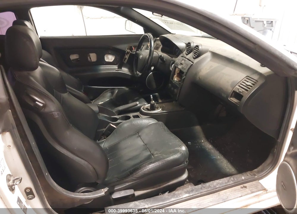 2003 HYUNDAI TIBURON GT V6 VIN: KMHHN65F73U029217