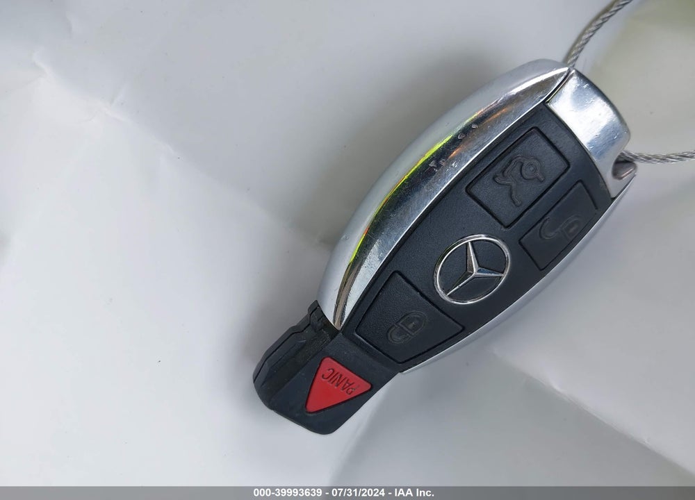 2014 MERCEDES-BENZ C 250 LUXURY/SPORT VIN: WDDGF4HB8EG237821