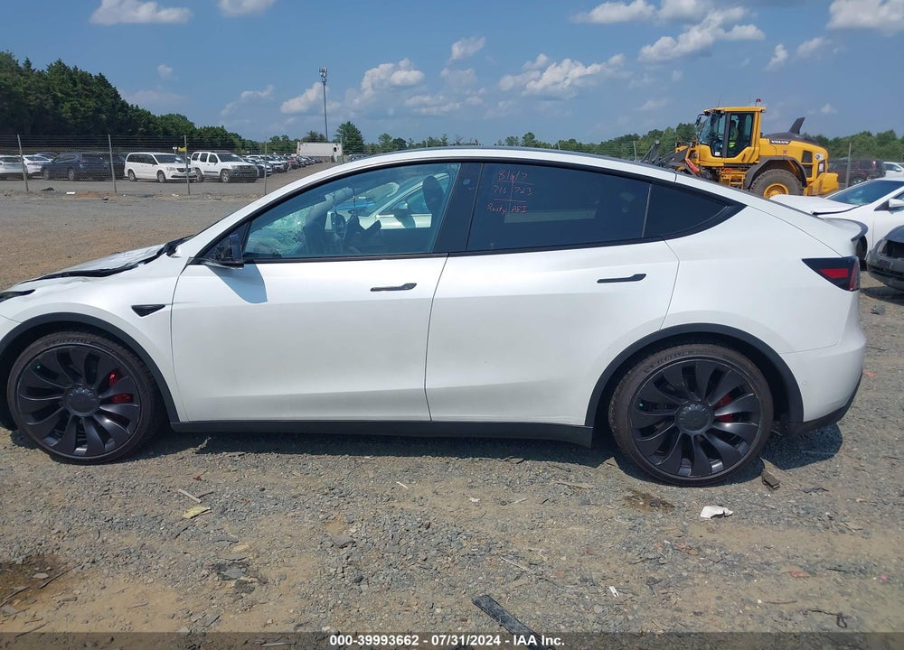 2020 TESLA MODEL Y LONG RANGE DUAL MOTOR ALL-WHEEL DRIVE/PERFORMANCE DUAL MOTOR ALL-WHEEL DRIVE VIN: 5YJYGDEF1LF025370