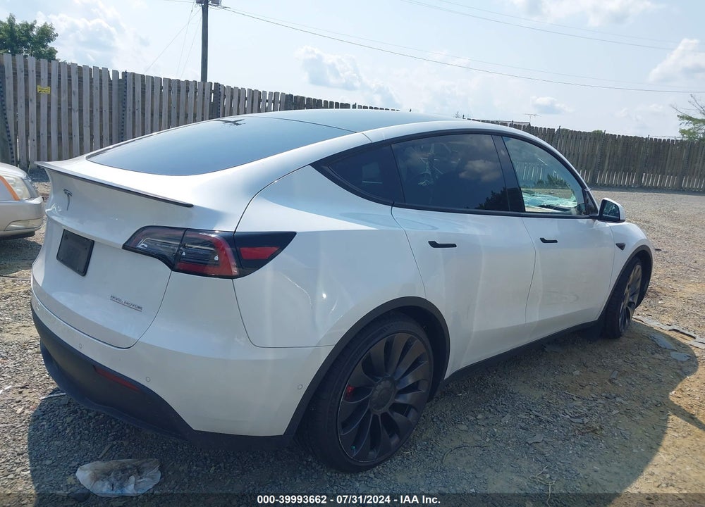 2020 TESLA MODEL Y LONG RANGE DUAL MOTOR ALL-WHEEL DRIVE/PERFORMANCE DUAL MOTOR ALL-WHEEL DRIVE VIN: 5YJYGDEF1LF025370