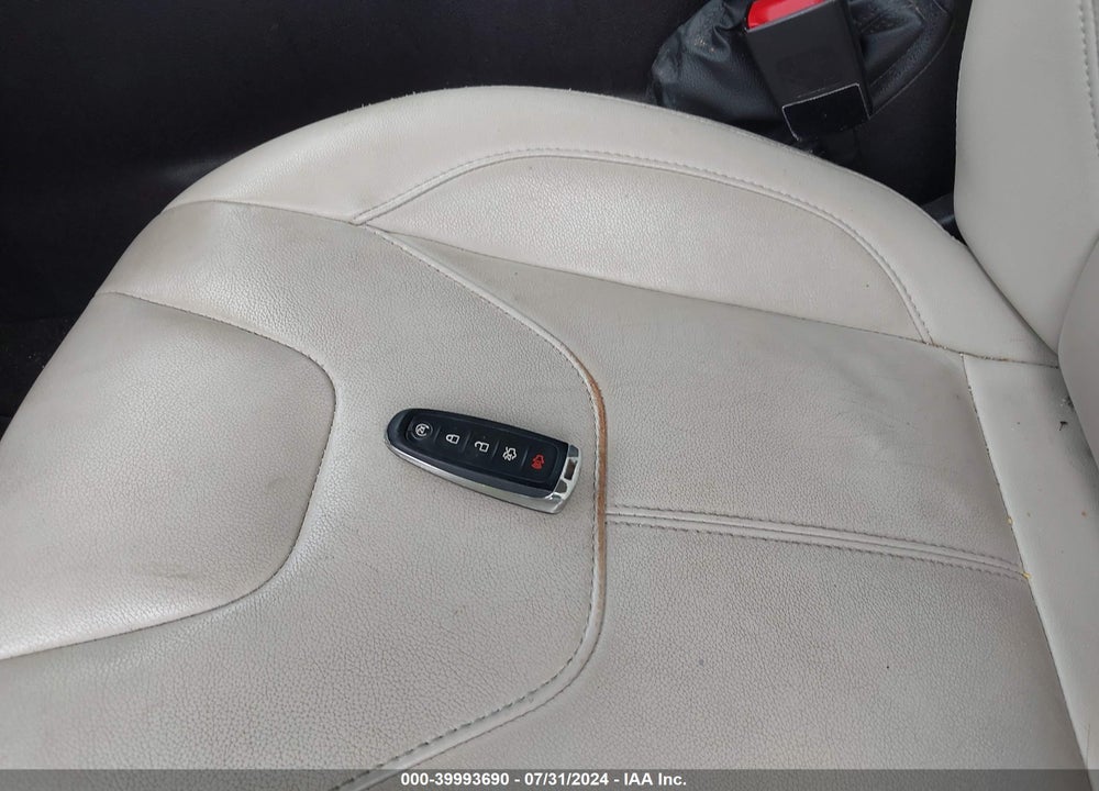 2018 FORD FOCUS TITANIUM VIN: 1FADP3J28JL271781