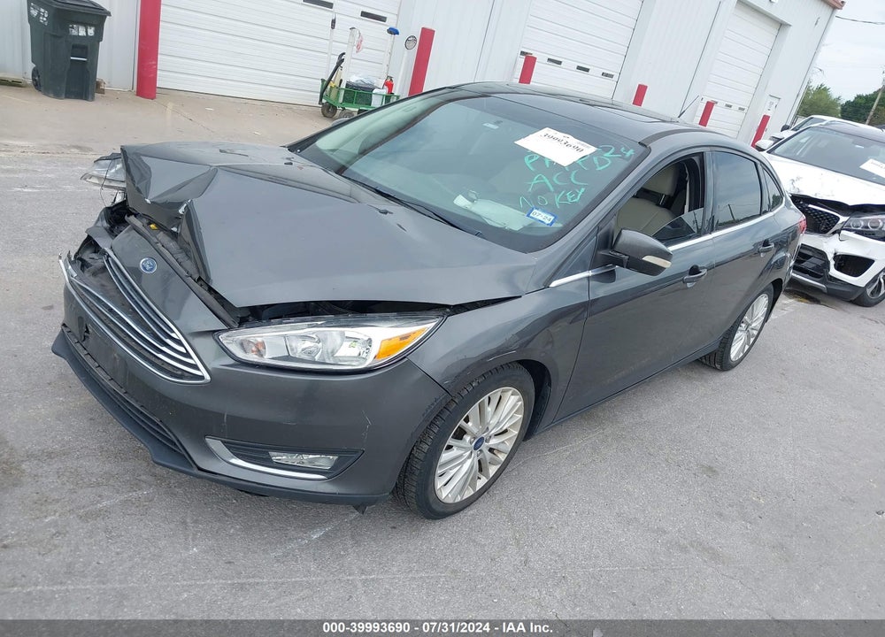 2018 FORD FOCUS TITANIUM VIN: 1FADP3J28JL271781