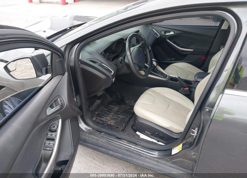 2018 FORD FOCUS TITANIUM VIN: 1FADP3J28JL271781
