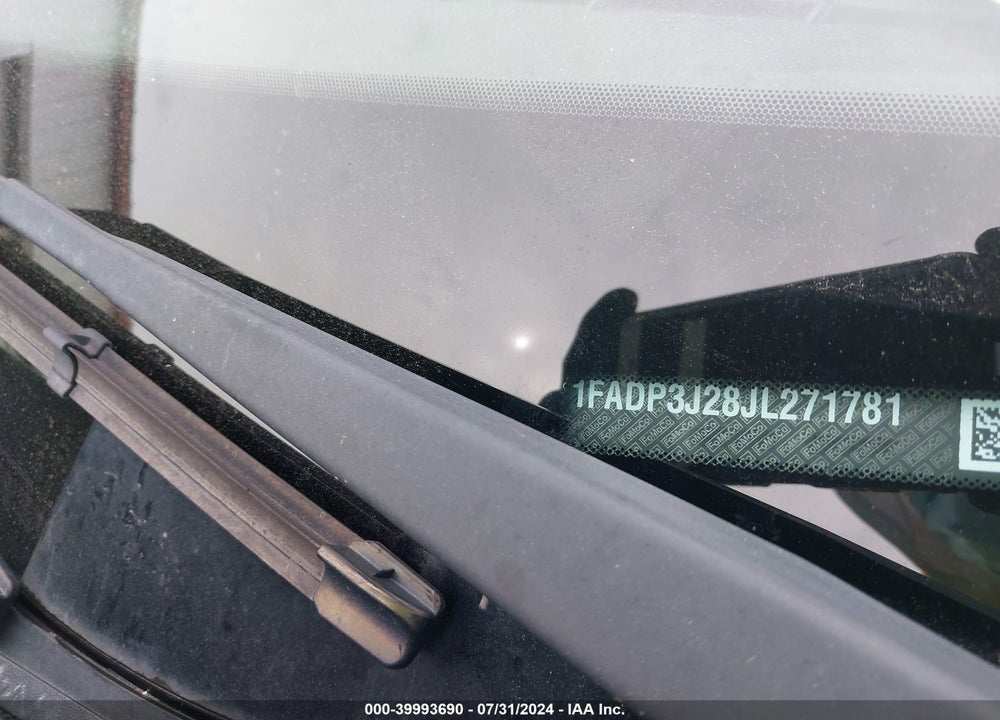 2018 FORD FOCUS TITANIUM VIN: 1FADP3J28JL271781