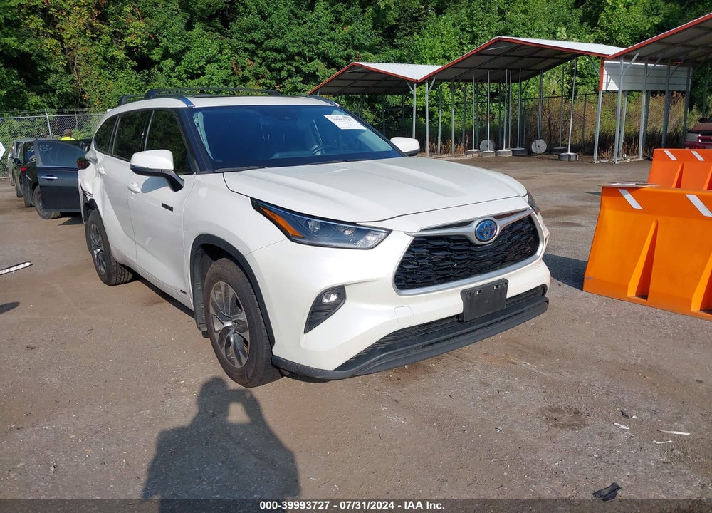 2021 TOYOTA HIGHLANDER HYBRID XLE VIN: 5TDHBRCH3MS518190