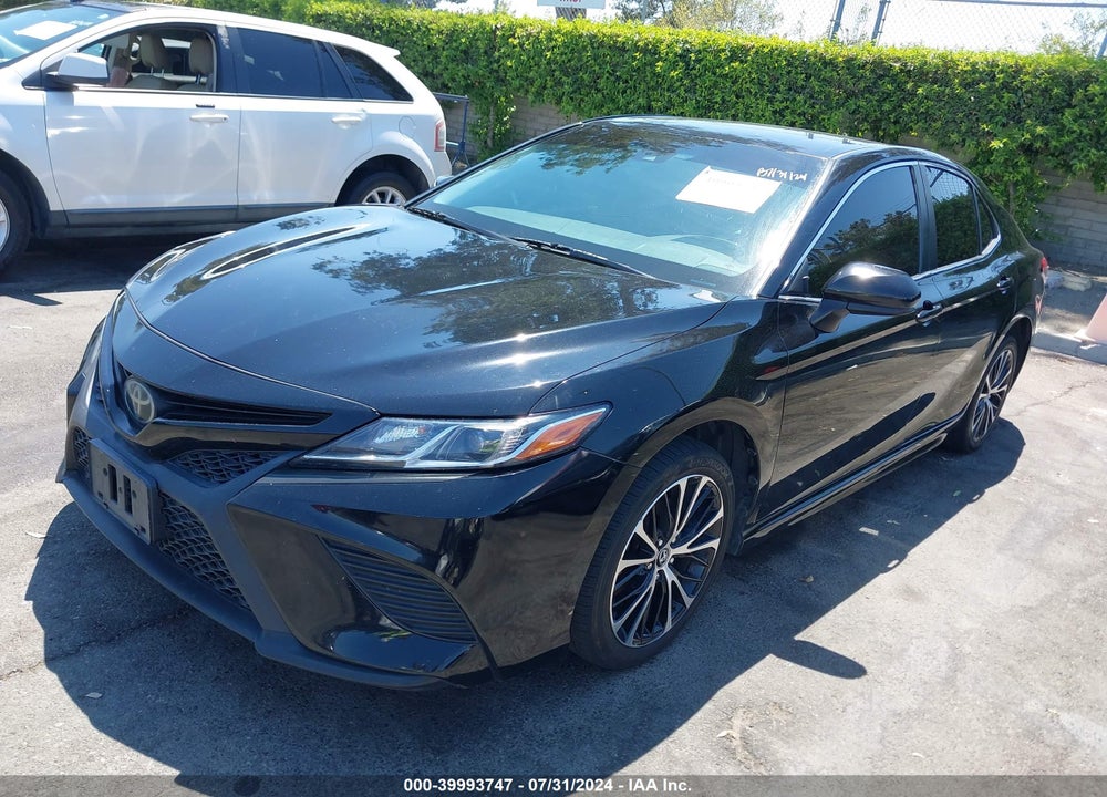 2018 TOYOTA CAMRY SE VIN: JTNB11HK2J3026581