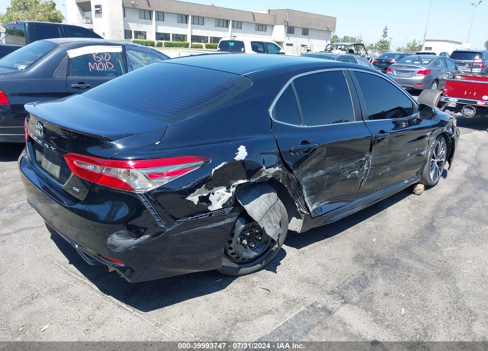 2018 TOYOTA CAMRY SE VIN: JTNB11HK2J3026581