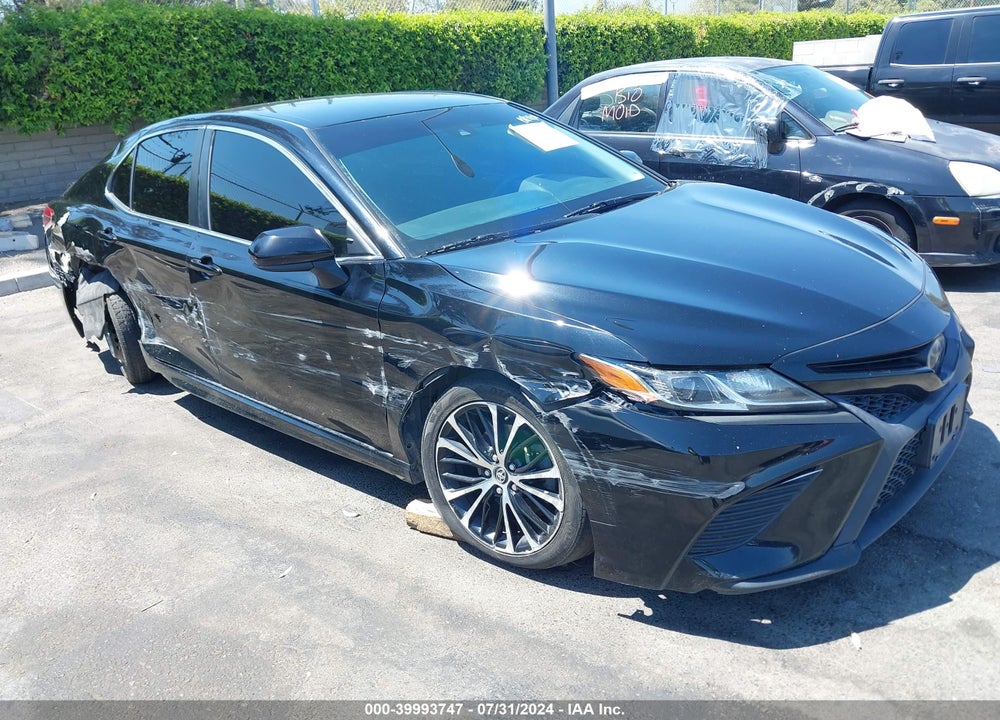 2018 TOYOTA CAMRY SE VIN: JTNB11HK2J3026581
