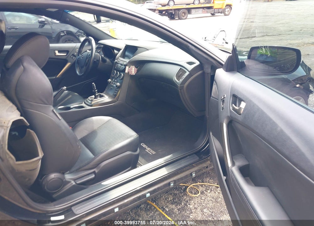 2015 HYUNDAI GENESIS 3.8 ULTIMATE VIN: KMHHU6KJ3FU127547