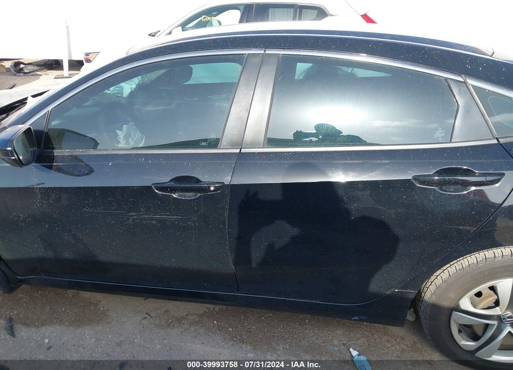 2016 HONDA CIVIC LX VIN: 19XFC2F55GE073267