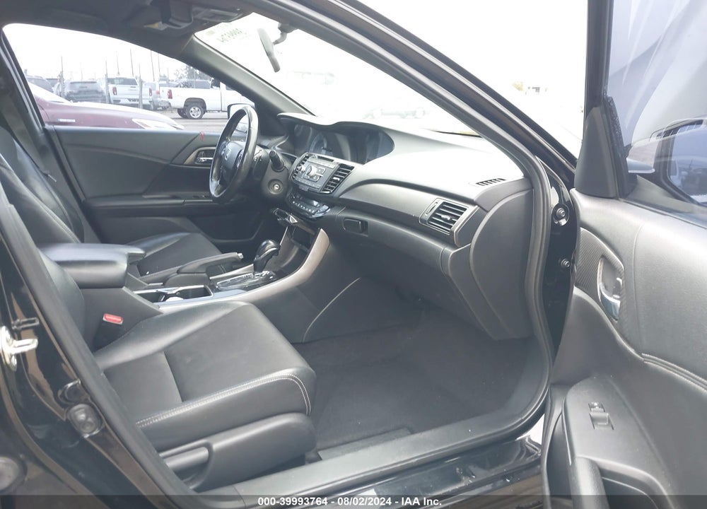 2016 HONDA ACCORD SPORT VIN: 1HGCR2F52GA107168
