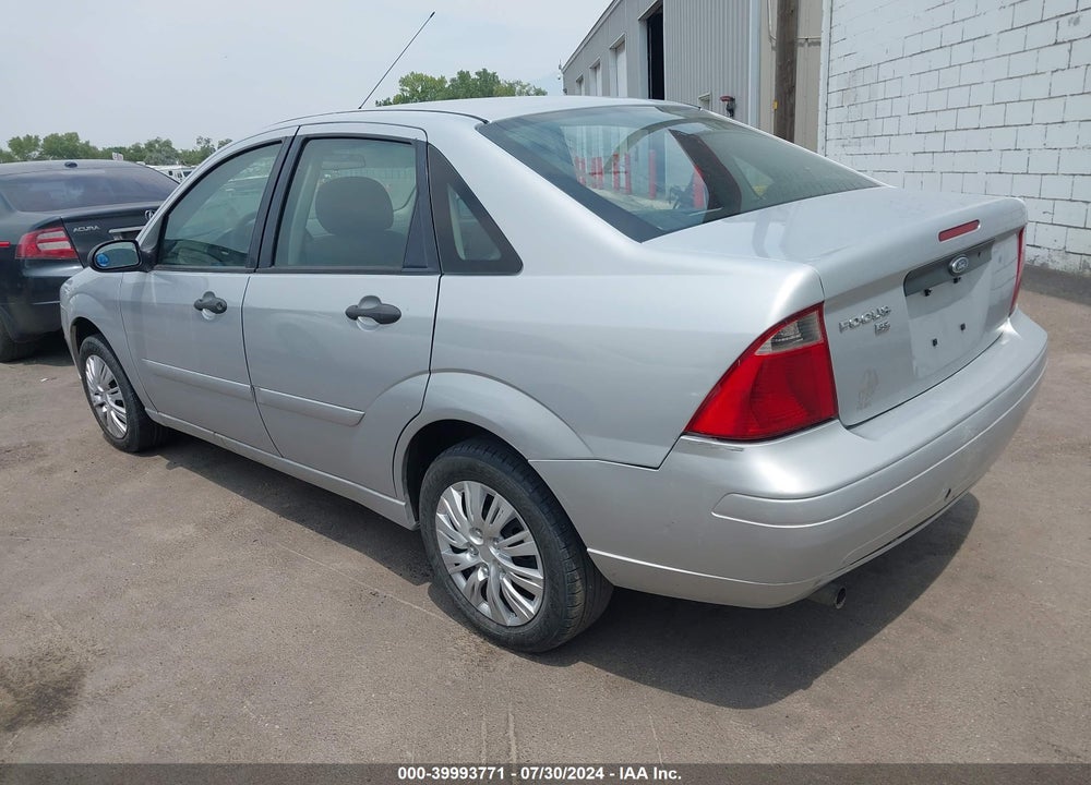 2007 FORD FOCUS S/SE/SES VIN: 1FAFP34N87W121577