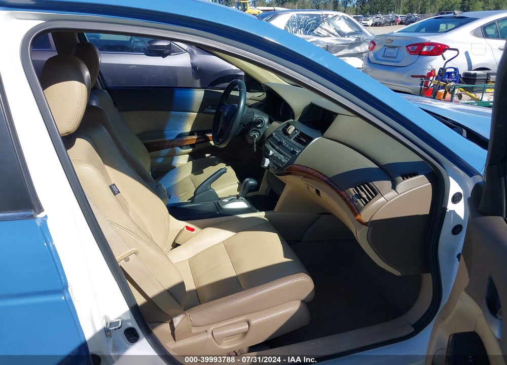 2010 HONDA ACCORD SDN 2.4 EX-L/EX-L VIN: 1HGCP2F83AA090694