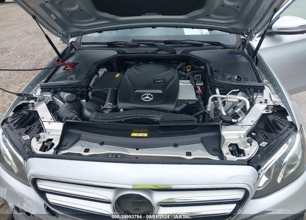2018 MERCEDES-BENZ E 300 VIN: WDDZF4JB5JA340761