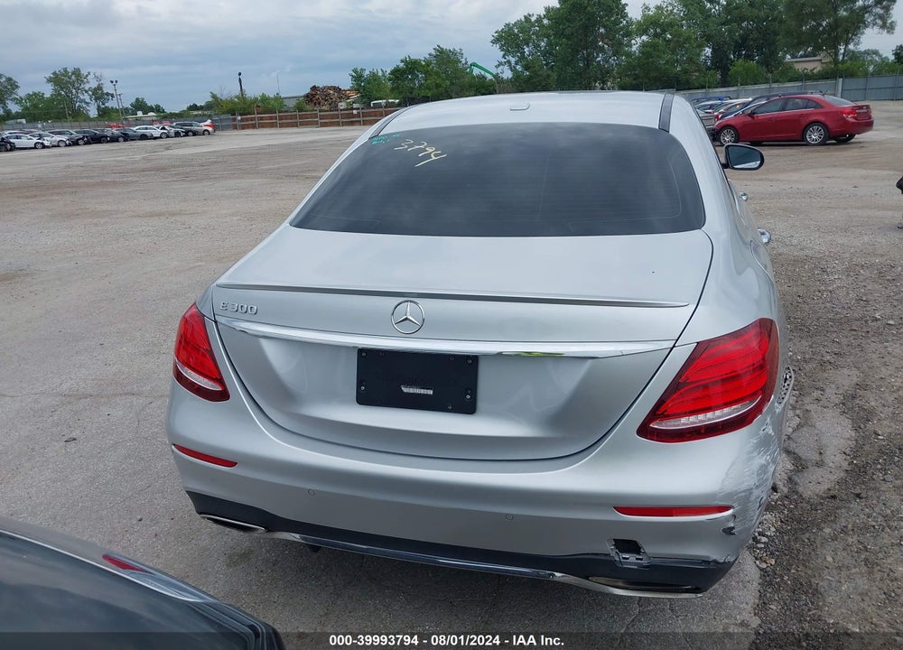 2018 MERCEDES-BENZ E 300 VIN: WDDZF4JB5JA340761